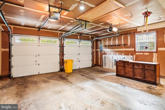Building Photo - 1776 Crofton Pkwy