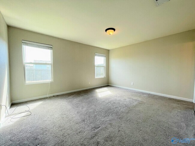 Building Photo - 3412 Castlecreek Dr SW