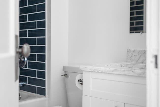 Building Photo - 5119 Blaesi St