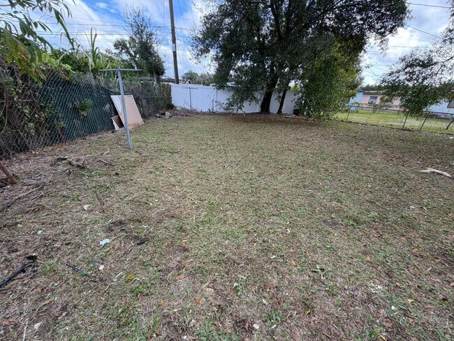 Building Photo - 1209 Carlsbad Pl