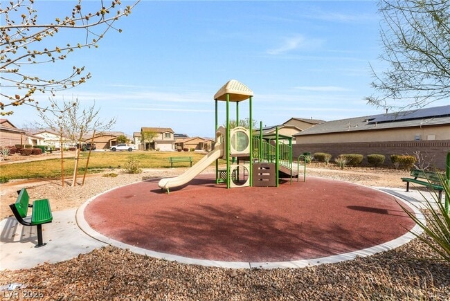 Building Photo - 518 El Gusto Ave