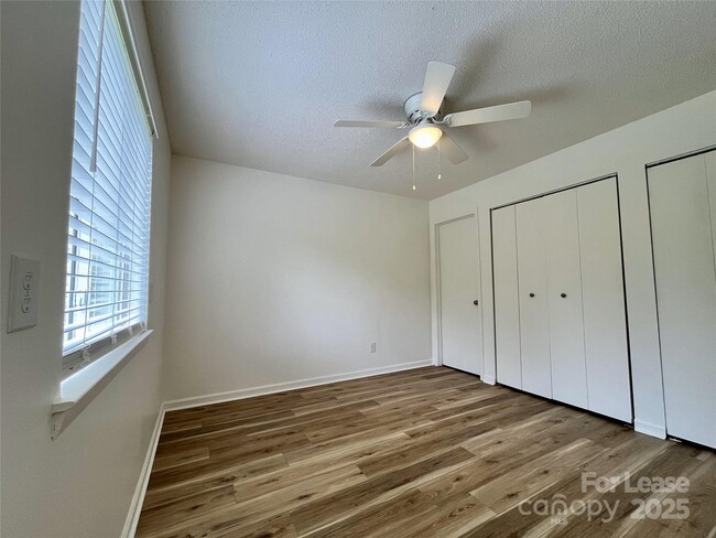 Building Photo - 1675 Eagles Pl
