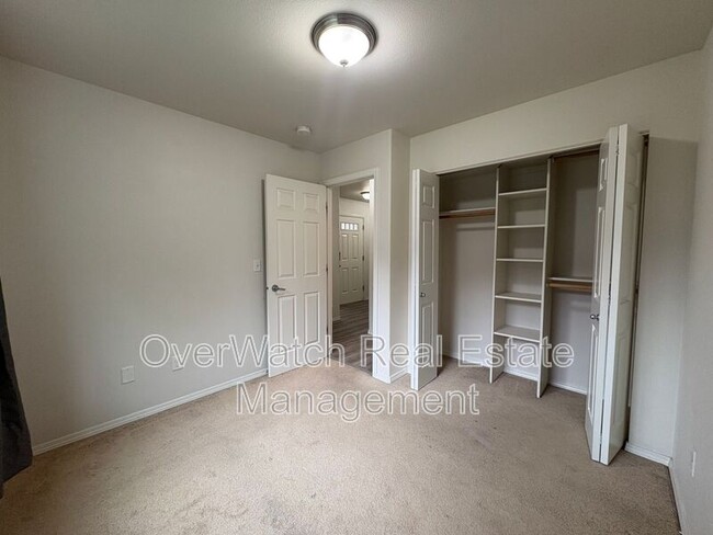 Building Photo - 5651 Sapphire Loop