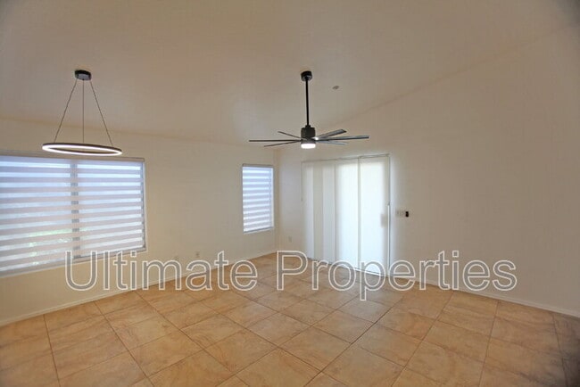 Building Photo - 15313 N 104th Way