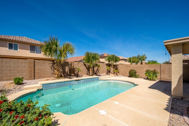 Building Photo - Summer in Phoenix...Got a Pool? This Beaut...