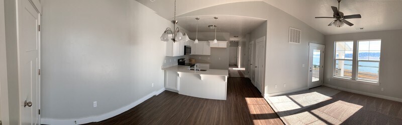 Building Photo - 589 N 360 W