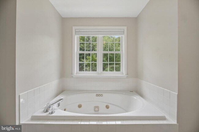 Building Photo - 713 Mimosa Cove Rd