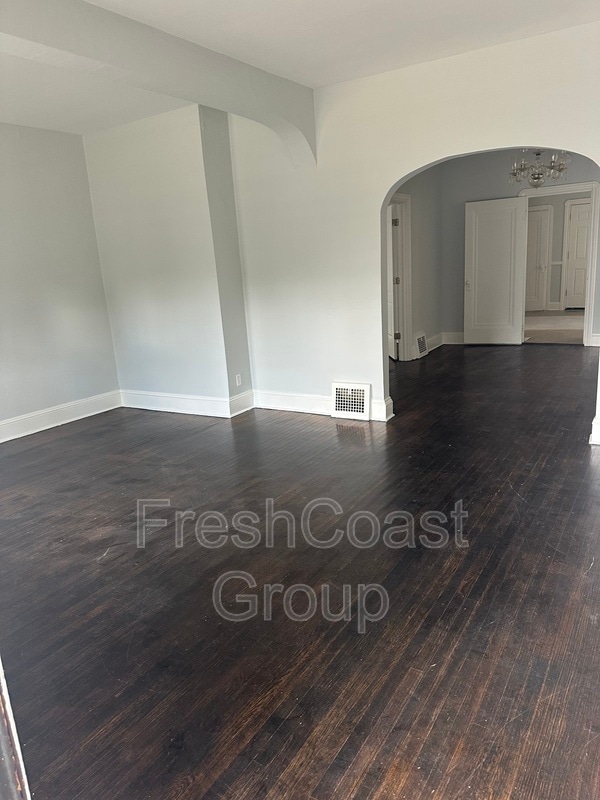 Building Photo - 2964 Fulton Rd