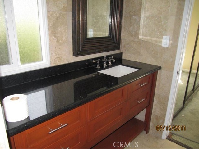 Building Photo - 26835 Basswood Ave