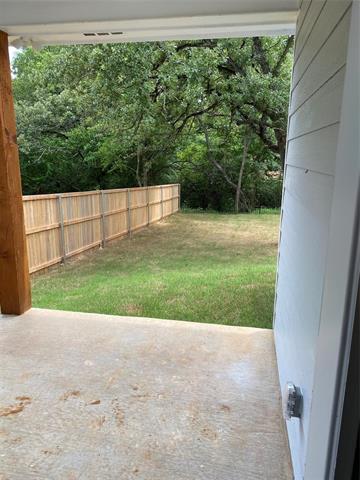 Building Photo - 422 W Coffin St