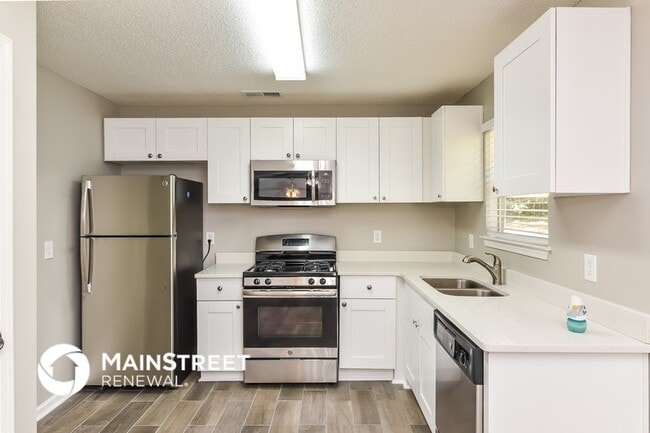 Building Photo - 708 Stonebridge Terrace