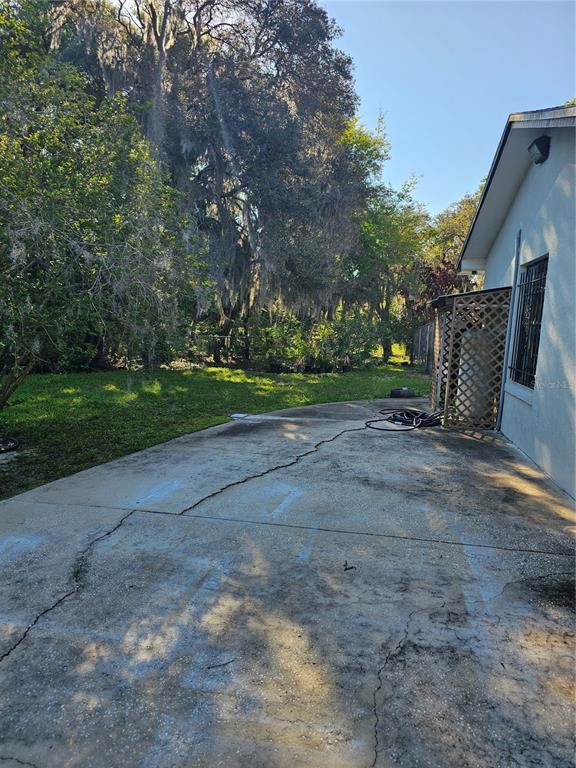 Building Photo - 1745 Foxcreek Ln