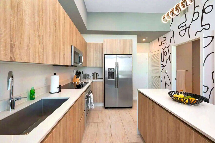 Building Photo - 3900 Biscayne Blvd