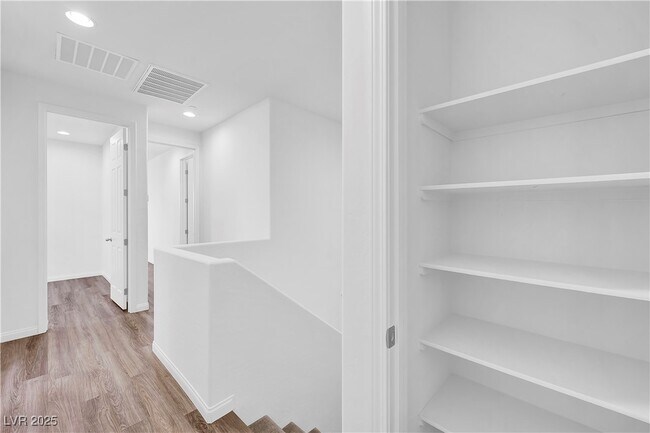 Building Photo - 11656 Bearpaw Meadow Ave