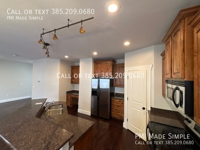 Building Photo - 1855 Evry Ct