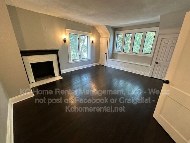 Building Photo - 3631 Pennsylvania Ave