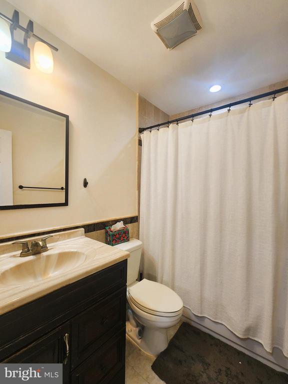Building Photo - 12607 English Orchard Ct