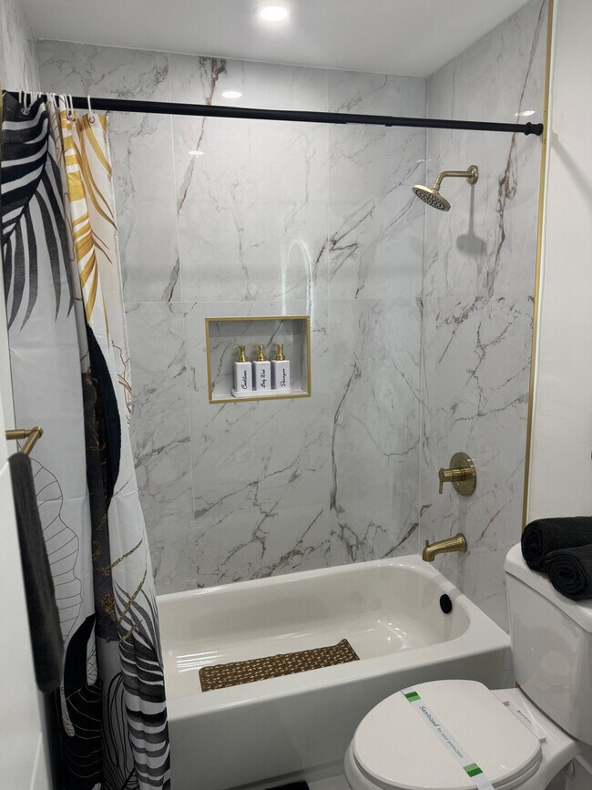 Building Photo - 20423 NW 29th Pl