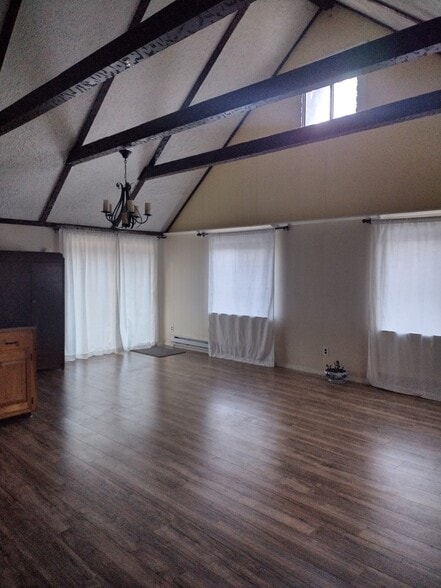 Building Photo - 418 Mercury Dr