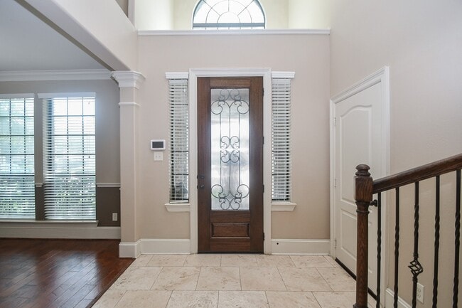 Building Photo - 6034 Gracys Landing Ln