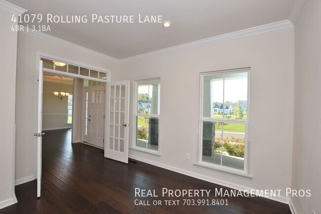 Building Photo - 41079 Rolling Pasture Ln
