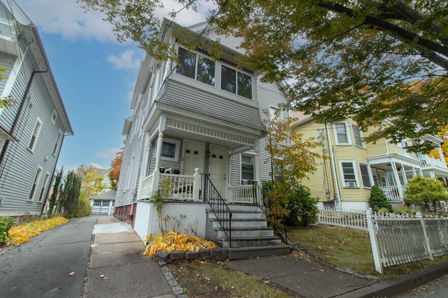 Building Photo - 23 Woodland St