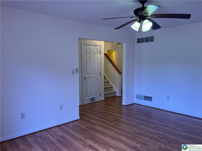 Building Photo - 5628 Grace Ave
