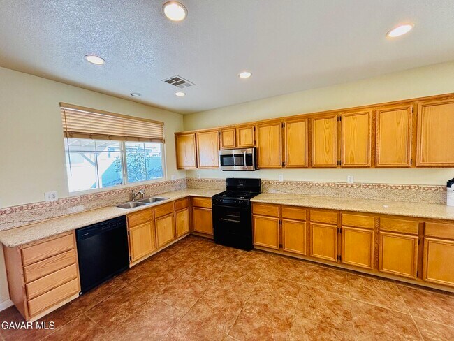 Building Photo - 36742 37th St E