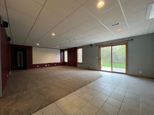 Building Photo - 4014 Buccaneer Blvd