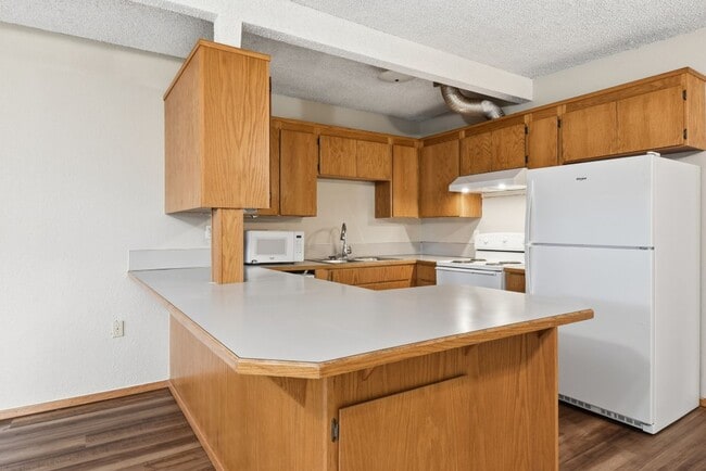 Building Photo - 3Bd/1.75Ba Bellevue House