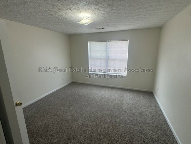 Building Photo - 1330 Labonte Pkwy