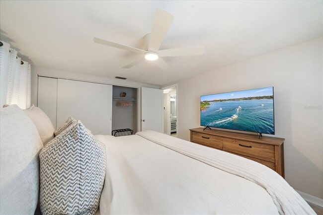 Building Photo - 2650 Leafy Ln