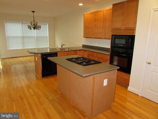 Building Photo - 4314 Vintage Ivy Ln