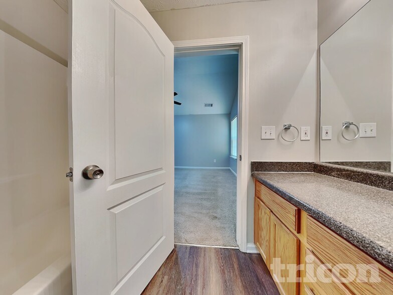 Building Photo - 80 Tinsley Cir