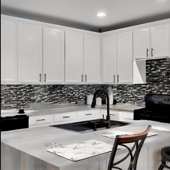 Building Photo - 2492 Seven Oaks Dr