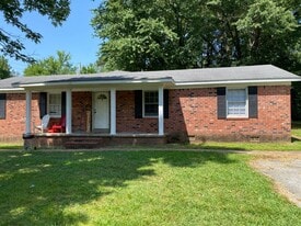 Building Photo - 749 Rushmeade Rd