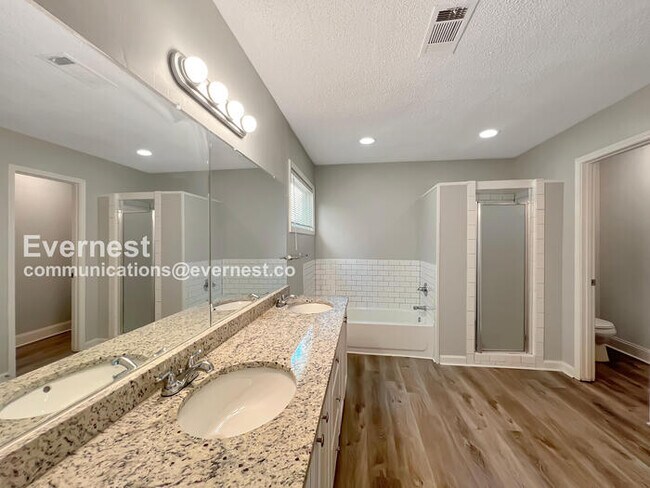 Building Photo - 4304 Ash Creek Cove