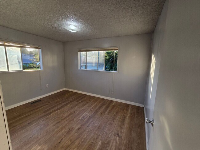 Building Photo - 2814 Callahan Dr