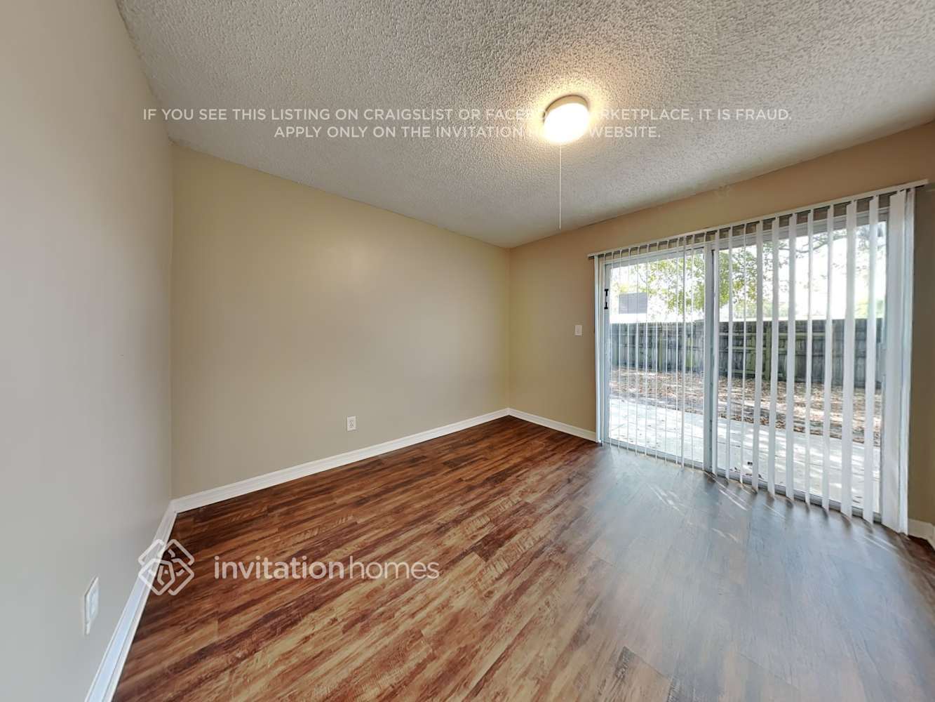 Building Photo - 2431 SW 87th Terrace