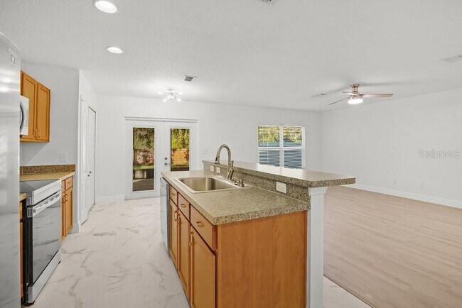 Building Photo - 2016 Portcastle Cir