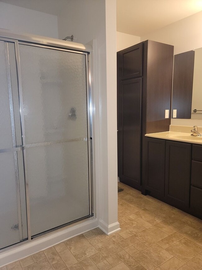 Building Photo - 3 bedroom 2 1/2 bath Townhouse in Bayberry