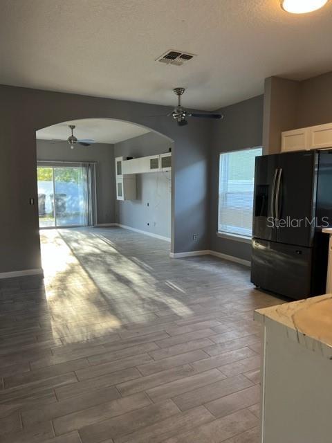 Building Photo - 413 Casting Ct