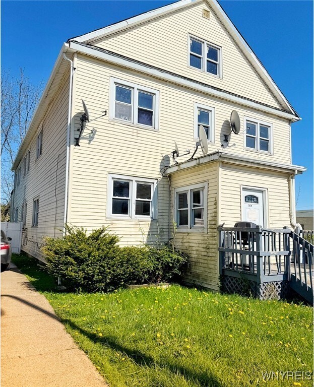 Primary Photo - 2824 South Park Ave
