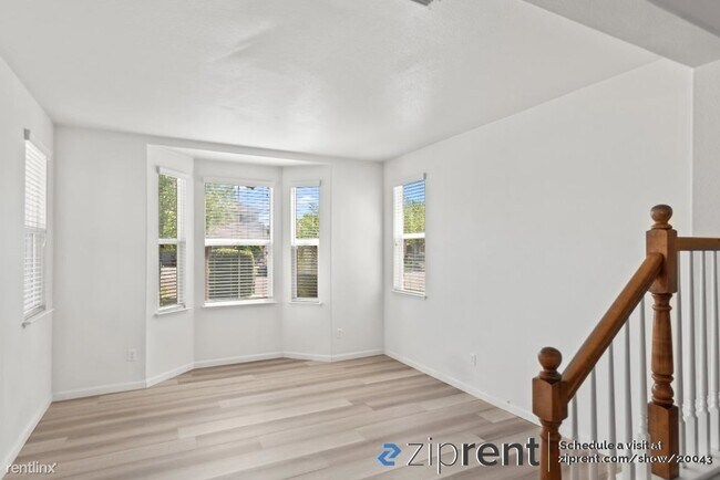 Building Photo - 5 br, 3 bath House - 351 Clarence Bromell ...