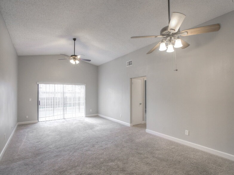 Building Photo - 13230 Boulder Woods Cir