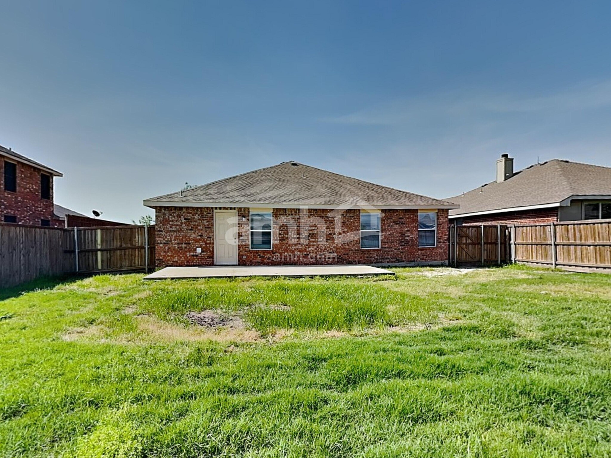 Building Photo - 2912 Mockingbird St