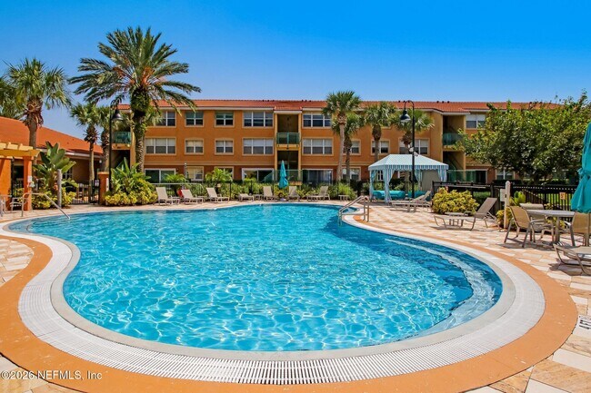 Building Photo - 204 Laguna Villa Blvd