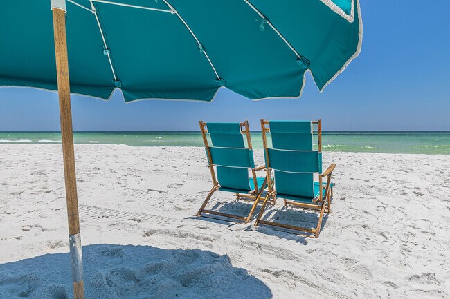 Building Photo - 909 Santa Rosa Blvd