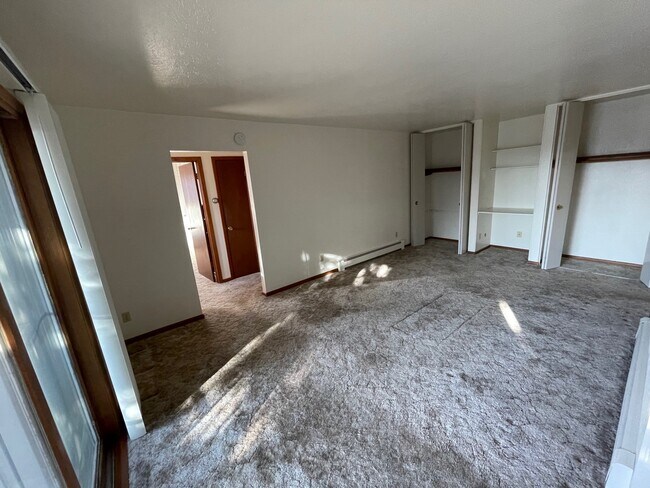 Living room - 1423 N 20th St