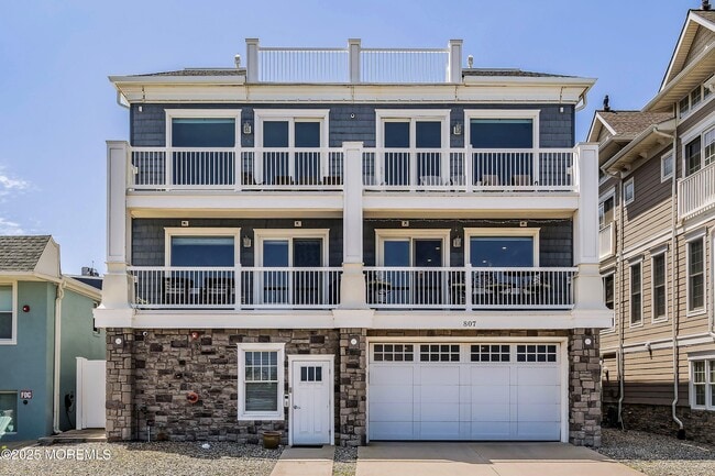 Primary Photo - 807 Ocean Ave